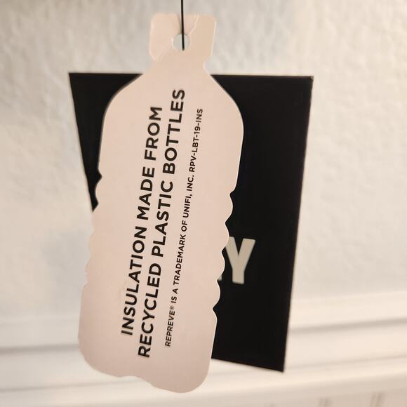 DKNY Women's Size Medium Black‎ Recycled Material Puffer Jacket NWT - Picture 7 of 7